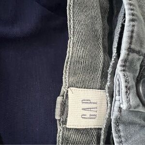 GAP Cropped Pants in Light Gray and Navy